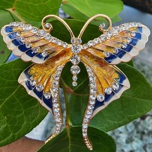 Crystal Enamel Butterfly 🦋